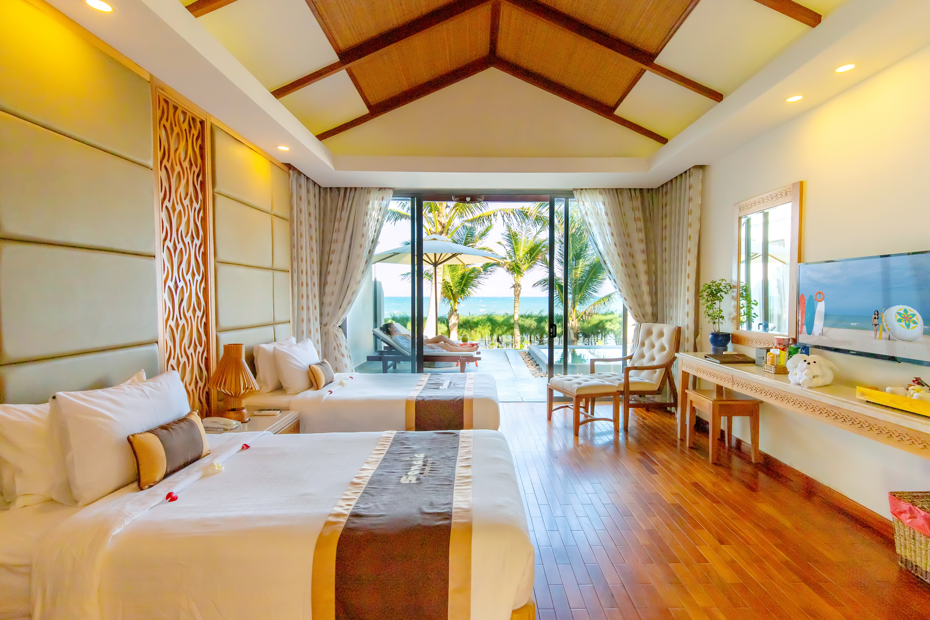 Forest Retreat interior