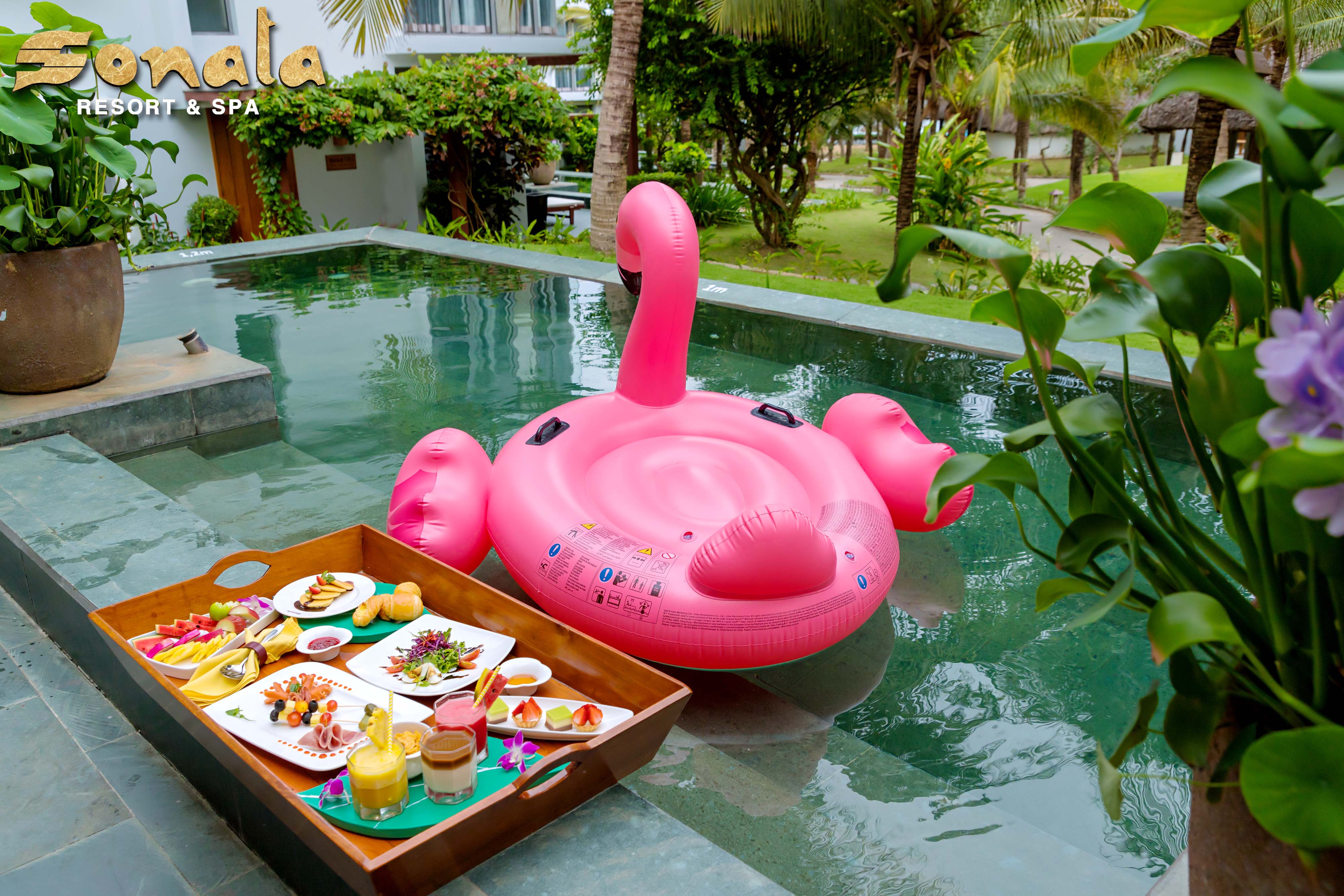 Promotional image for Floating Romance Package